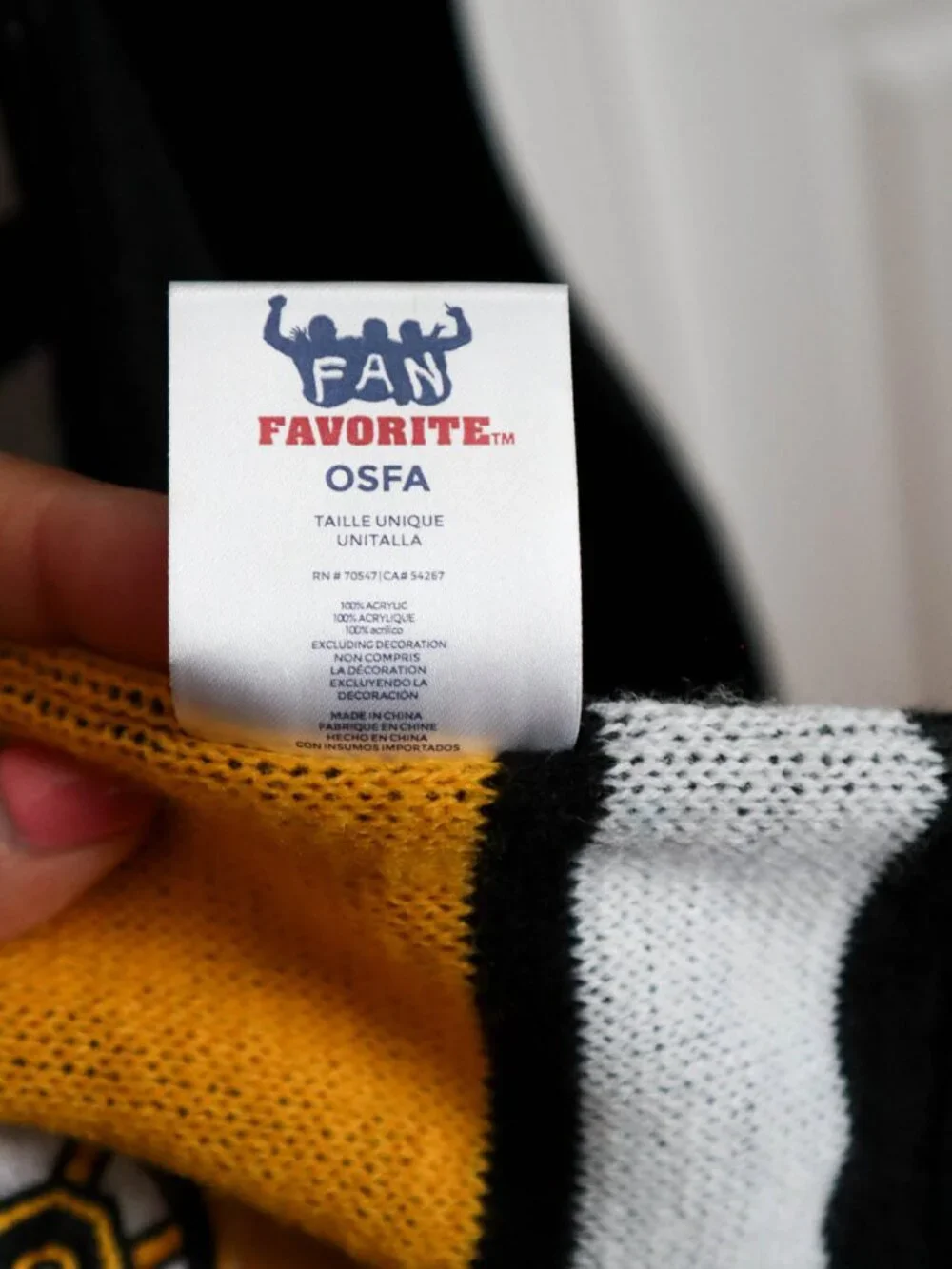 Fan Favorite Boston Bruins NHL Long Winter Scarf Logo Black & Gold One Size